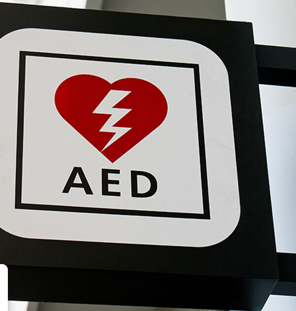 what is recommended to minimize interruptions when using an AED